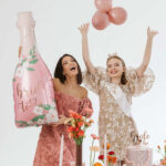 43" Μπαλόνι Σαμπάνια με λουλούδια "Bride to Be" - Image 5